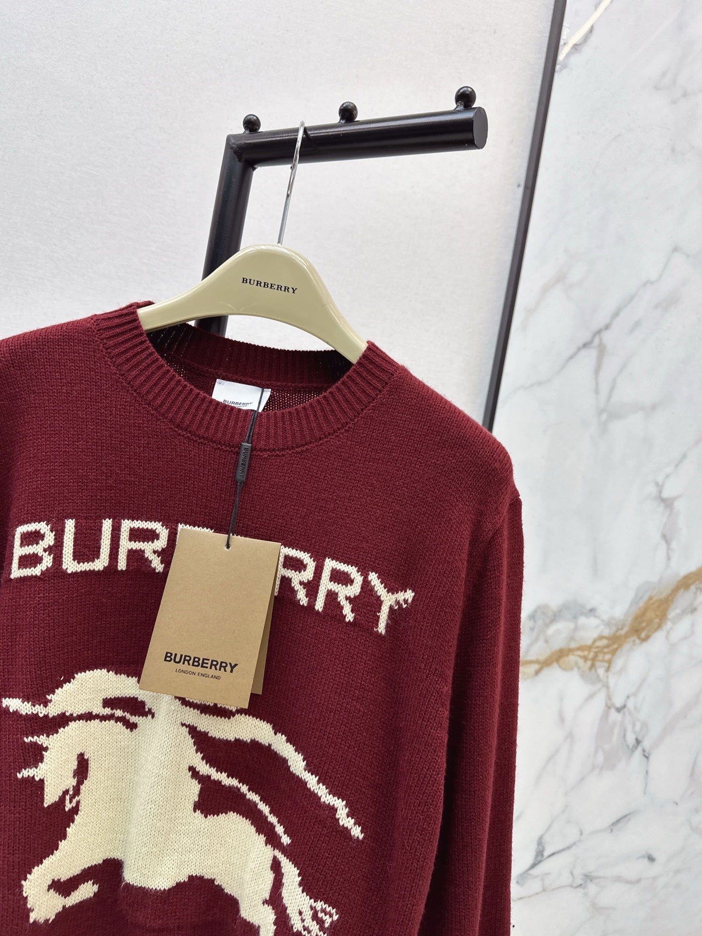 Bur NEW Wool sweater