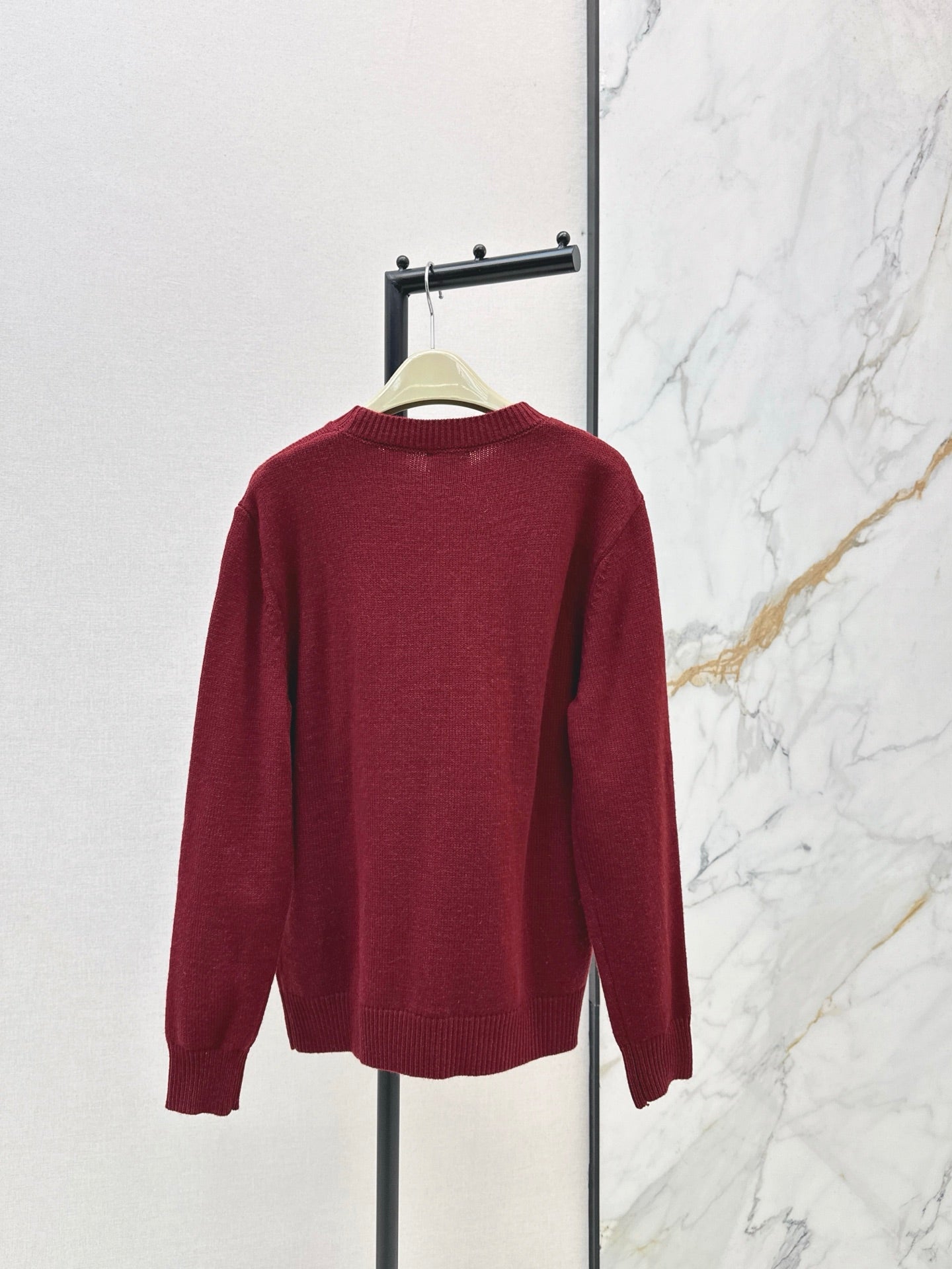 Bur NEW Wool sweater