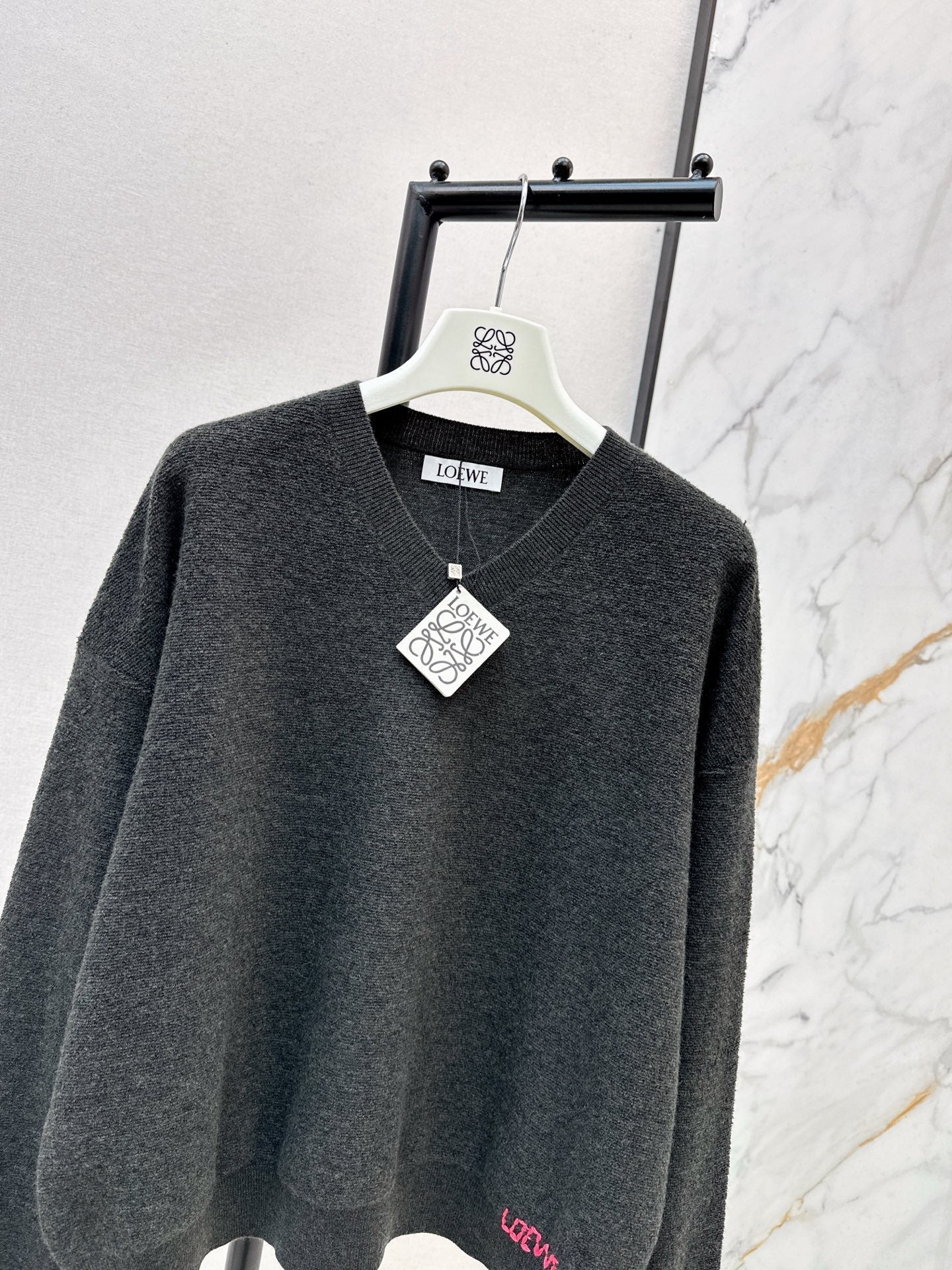 Loe NEW Wool sweater