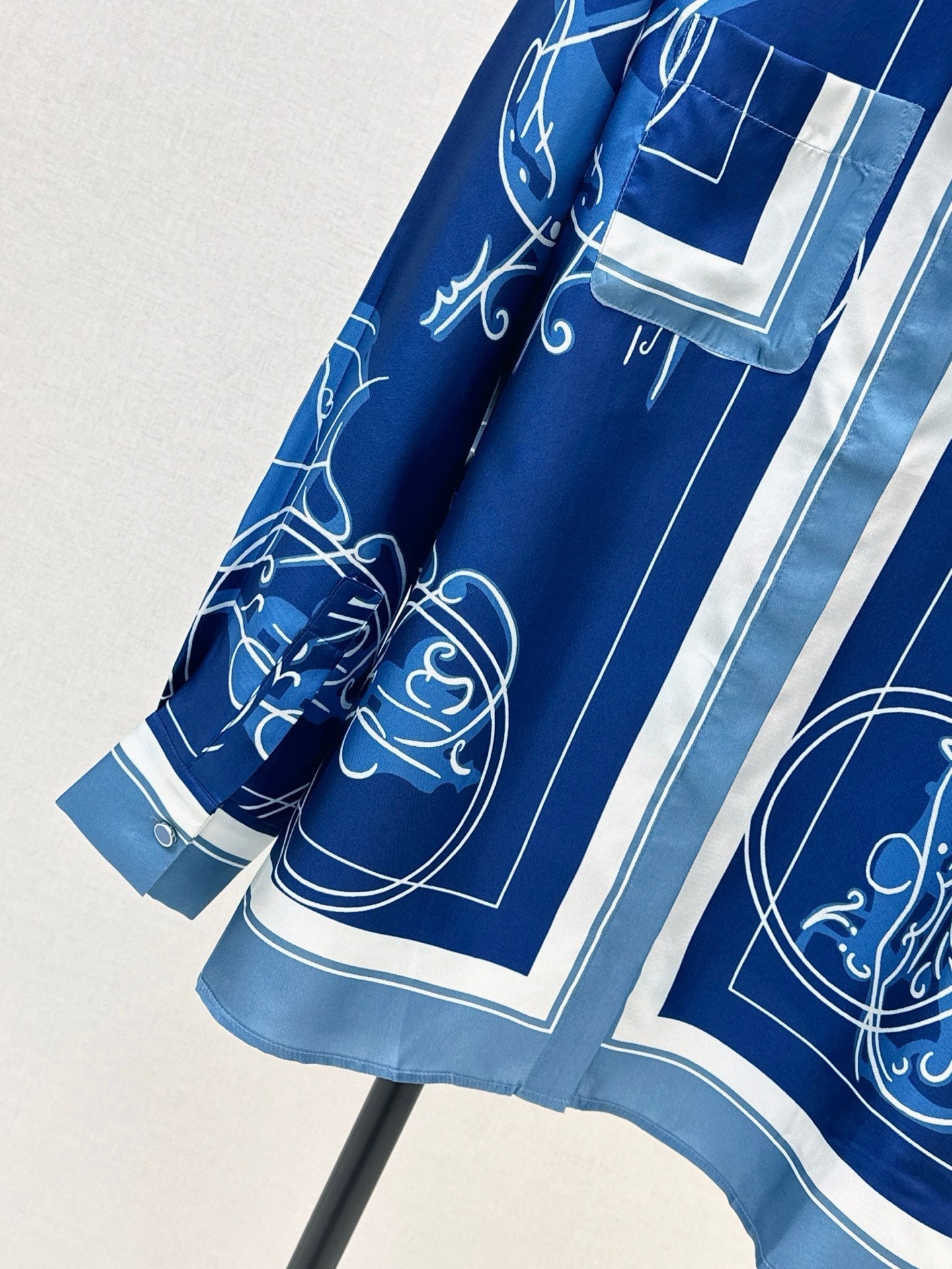 Herm NEW print silk shirts