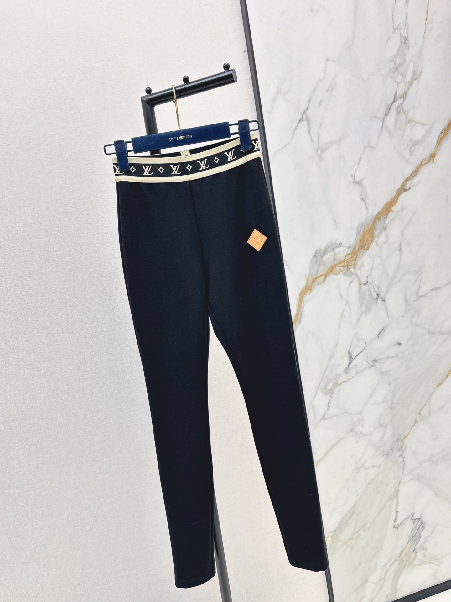 Louis NEW padded leggings