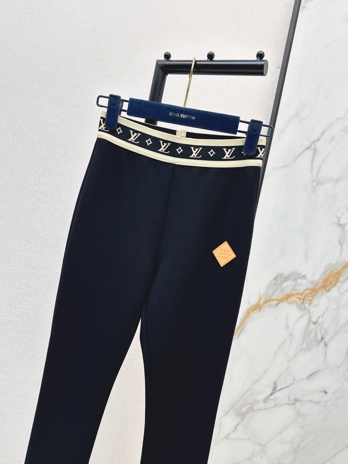 Louis NEW padded leggings