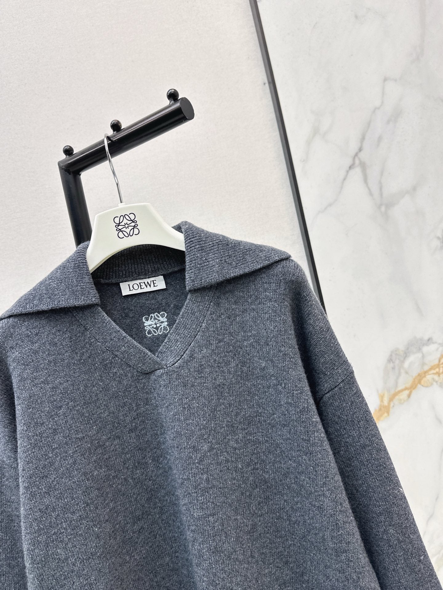 Loe NEW Cashmere sweater