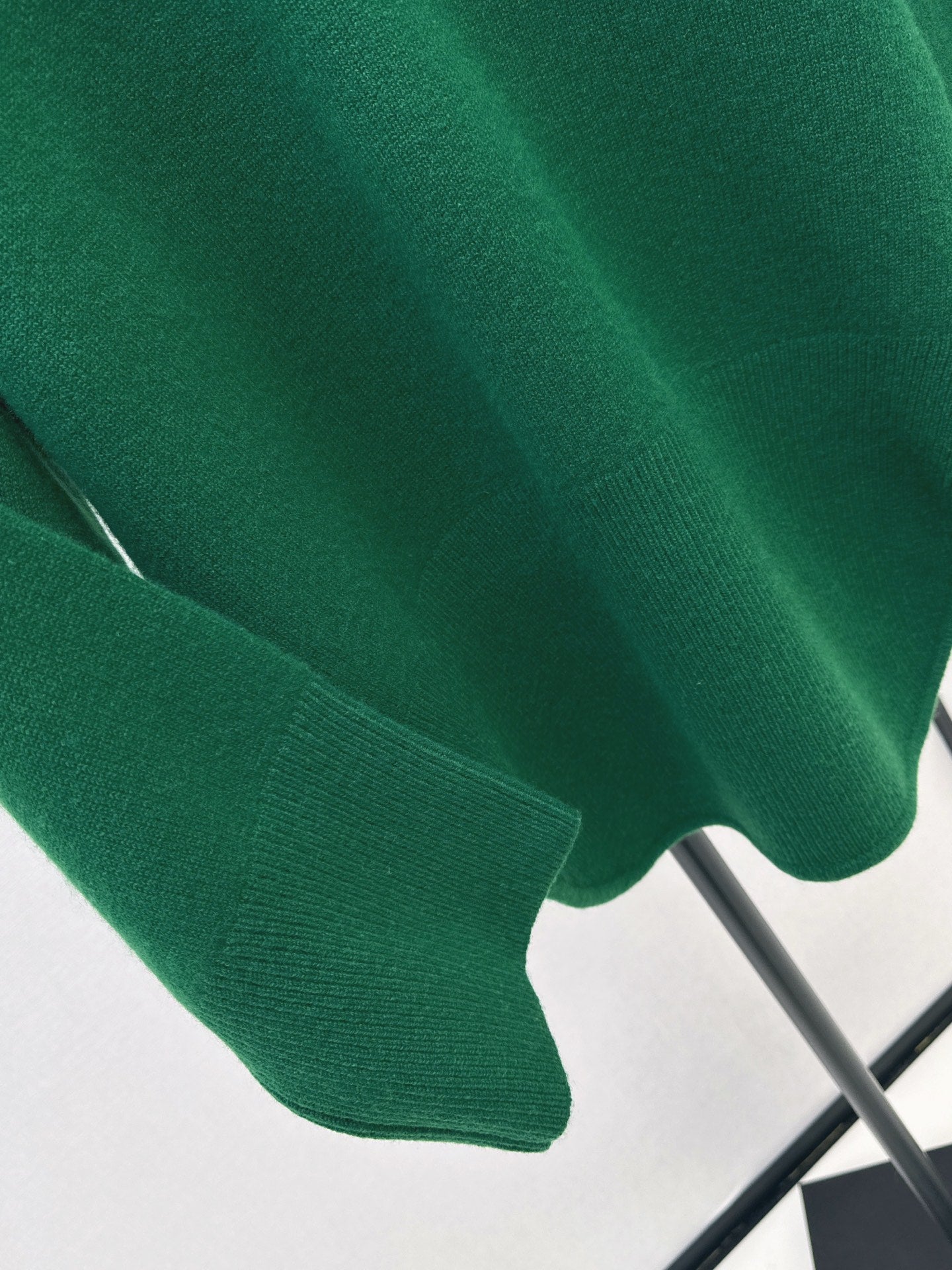 Loe NEW Cashmere sweater