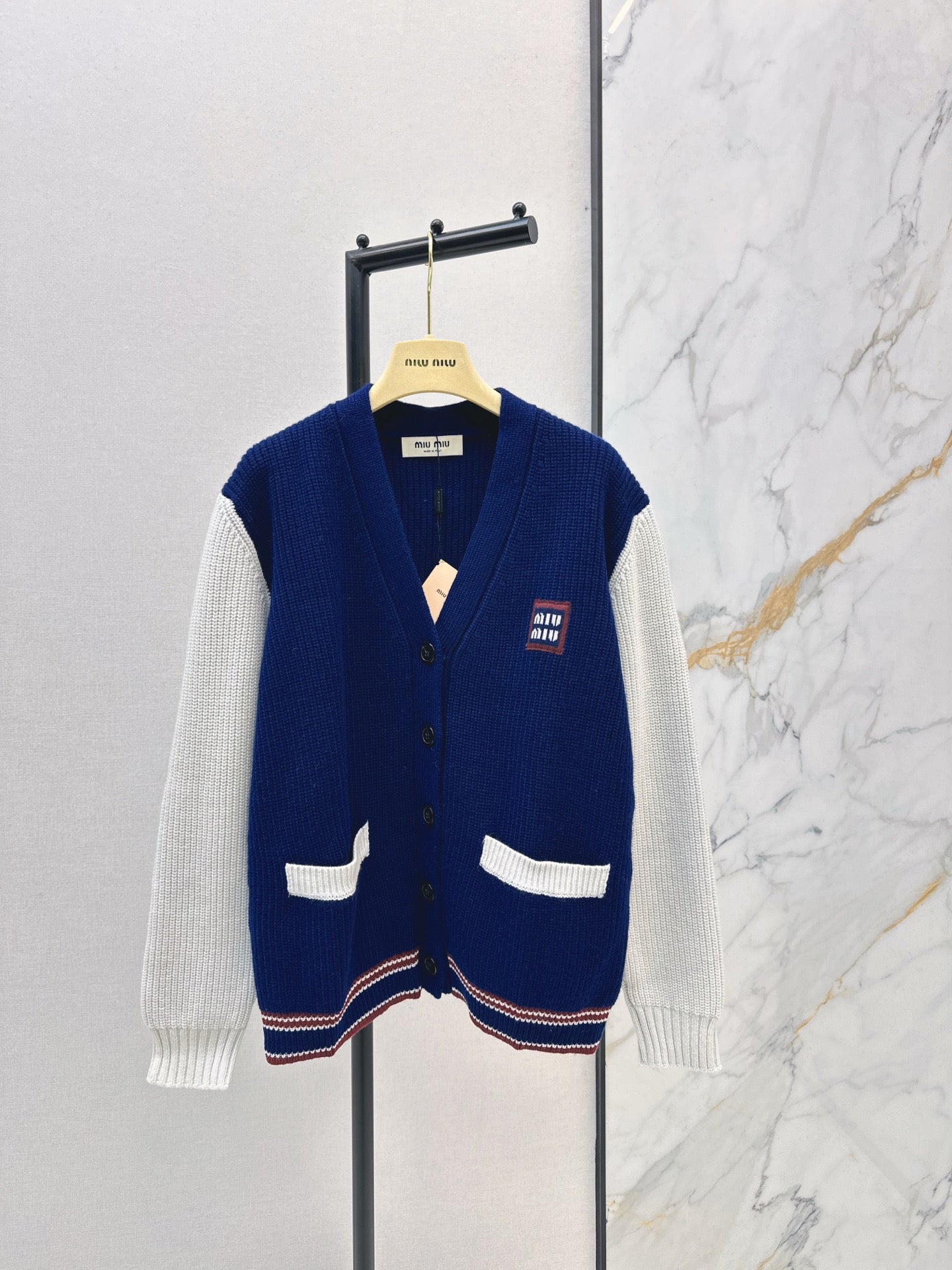 Miu NEW Knitted cardigan