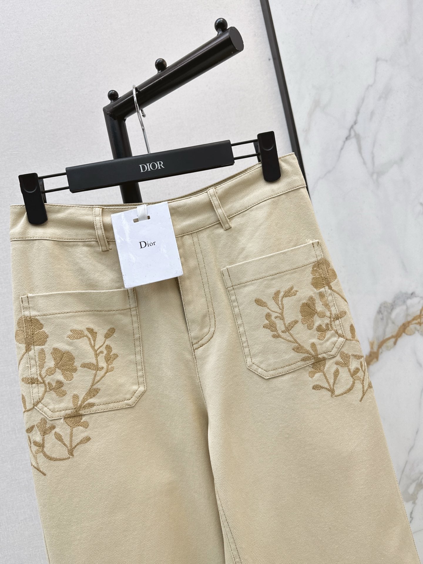 CD NEW embroidery pants