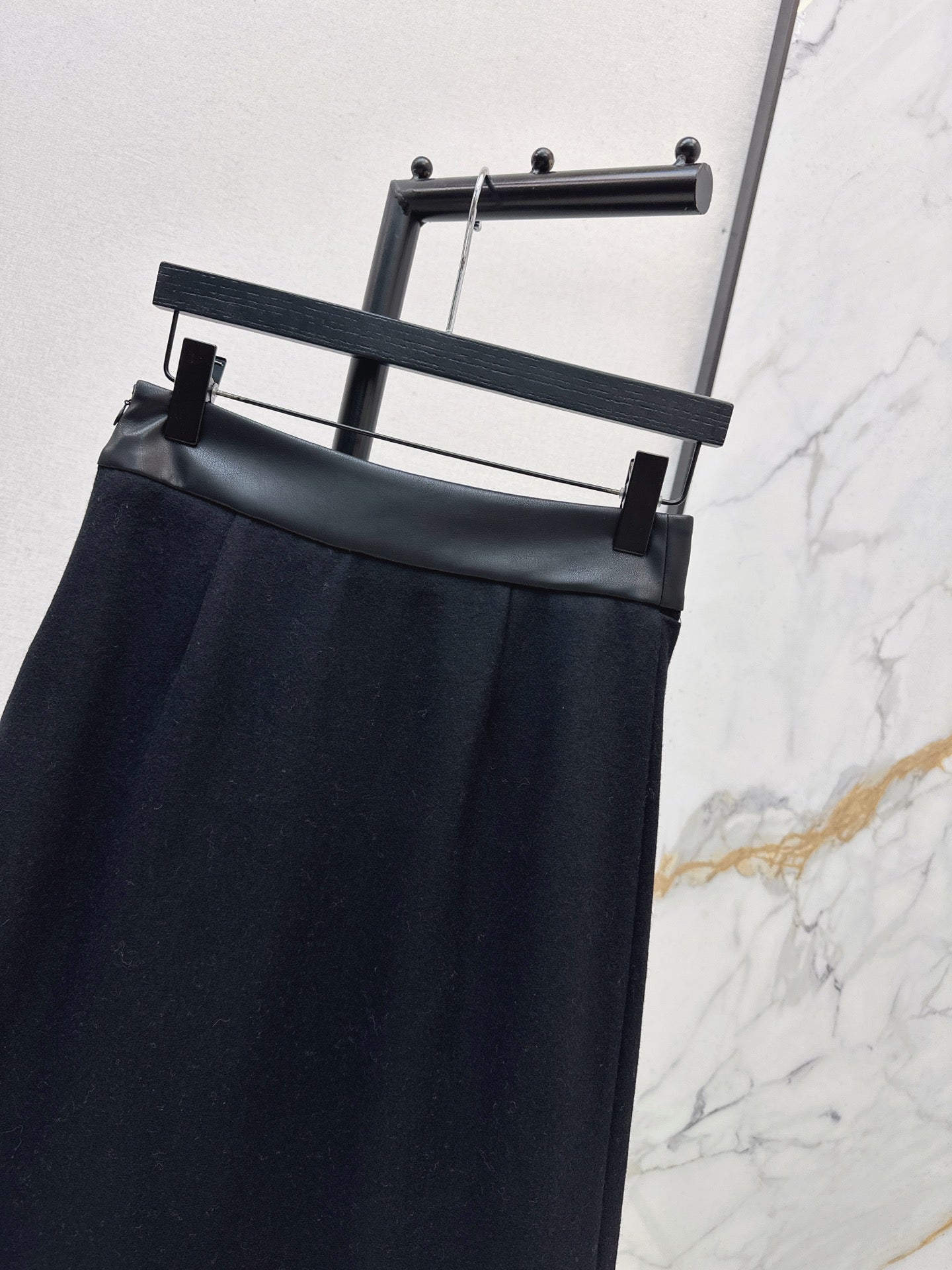 Herm NEW contract pu skirts