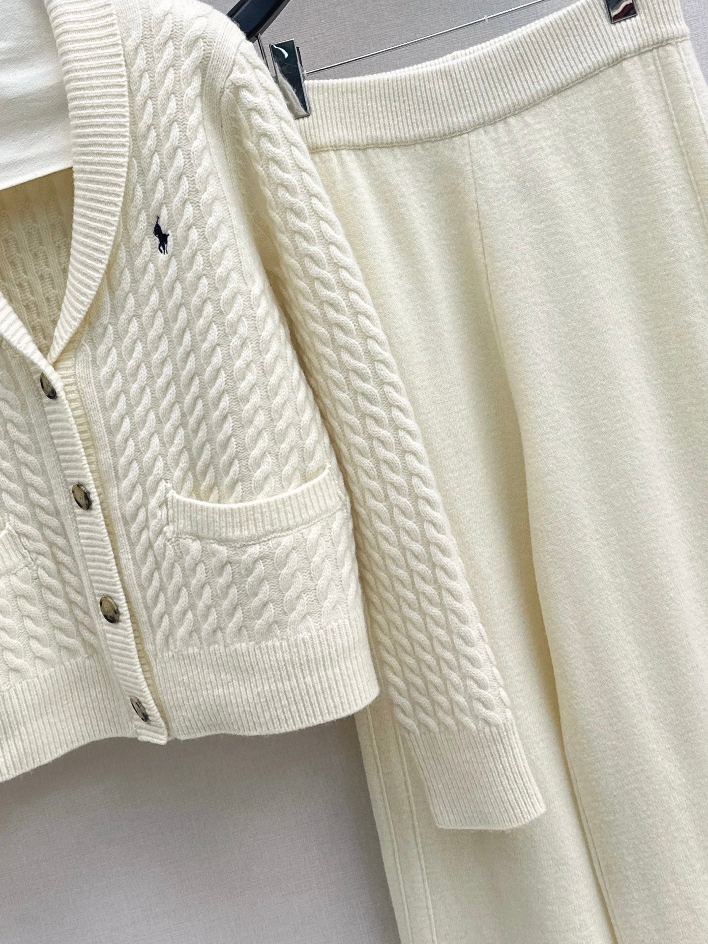 Ral NEW Knitted suit