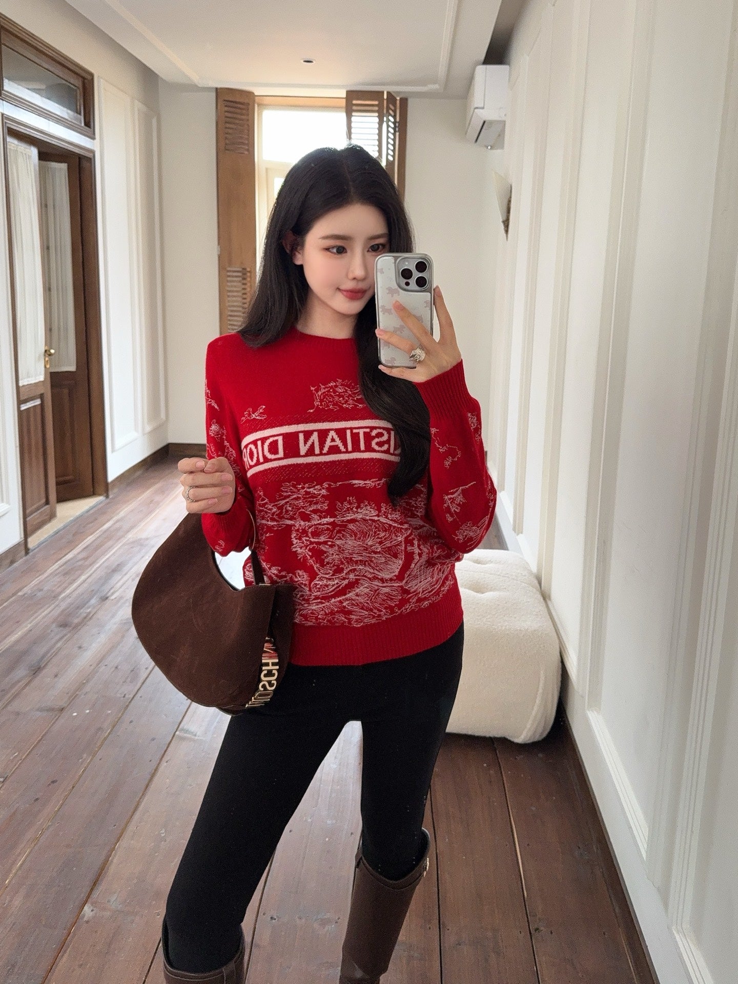 CD NEW embroidered sweater