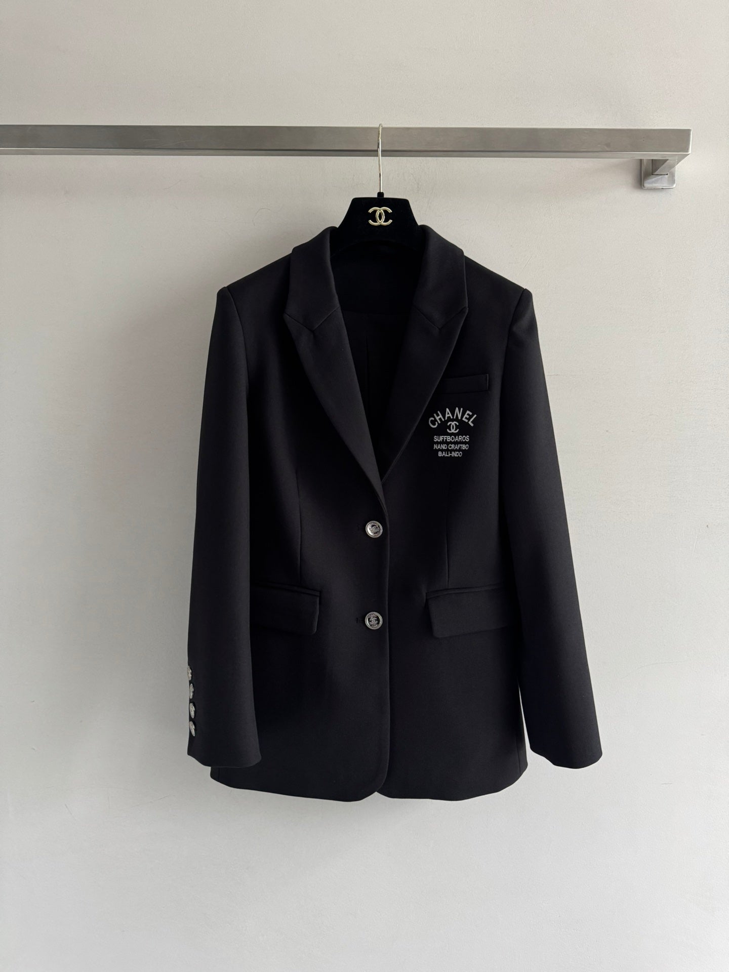 Chan NEW embroidery suit