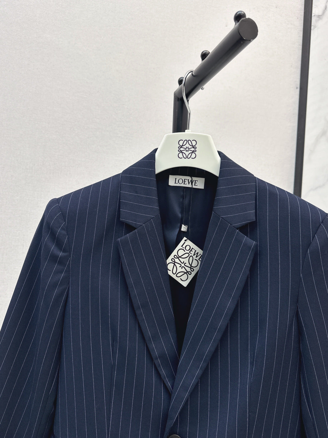 Loe NEW embroidery blazer