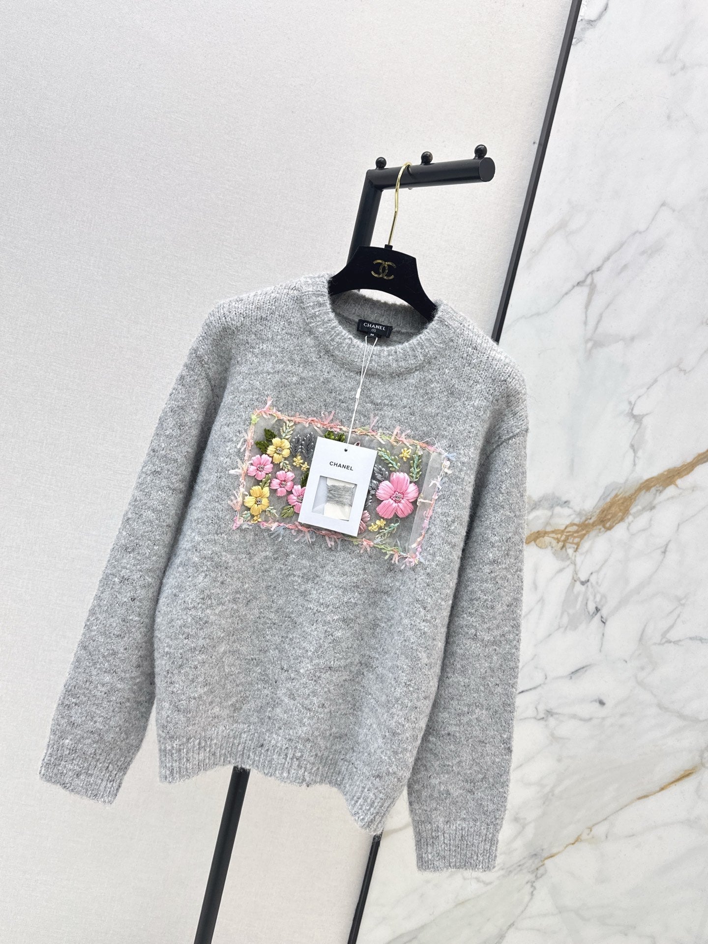 Chan NEW Floral sweater