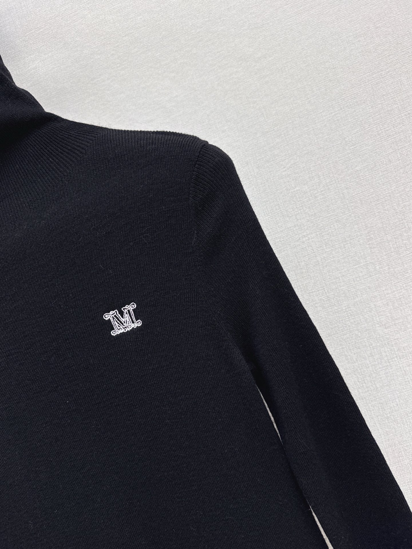 Max NEW Embroidered Base Shirt