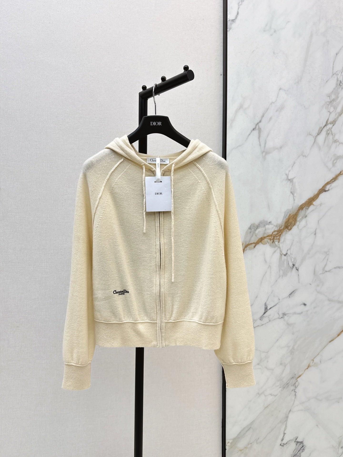 CD NEW Embroidered cashmere jacket