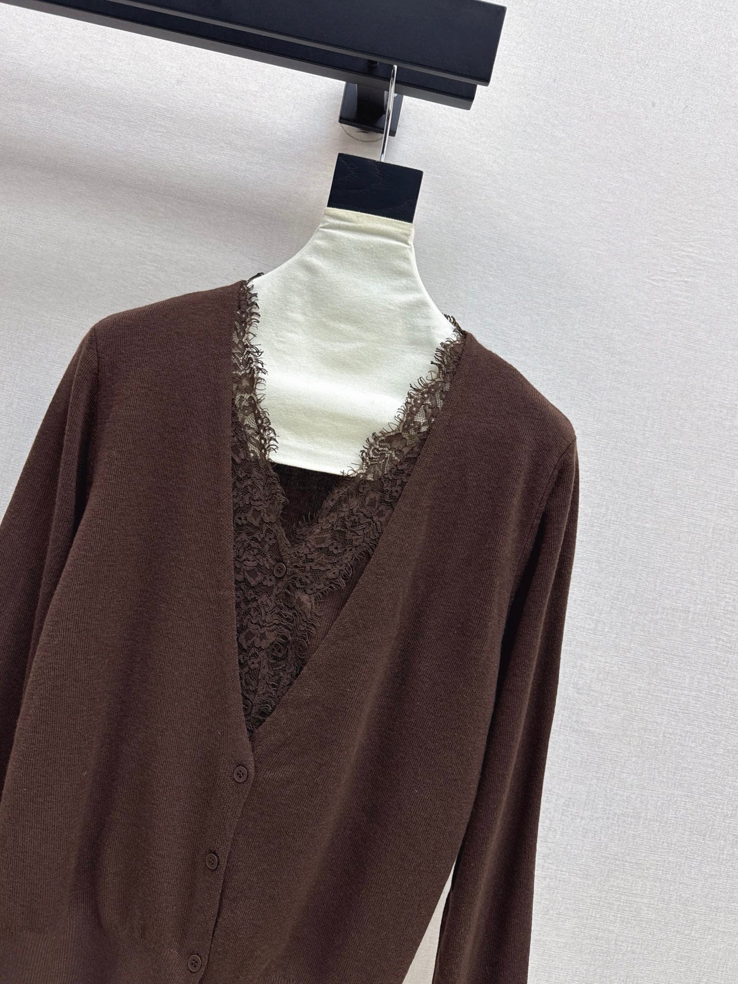 Es NEW Lace-paneled cardigan