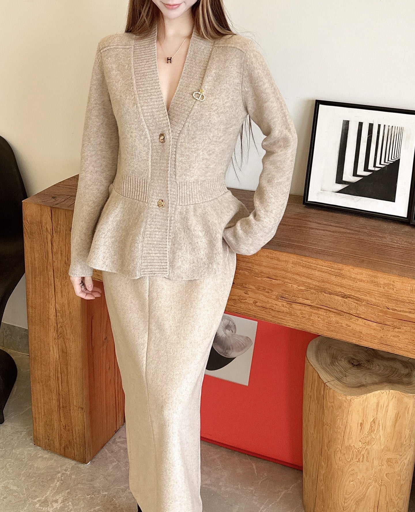 CD NEW V-neck cardigan