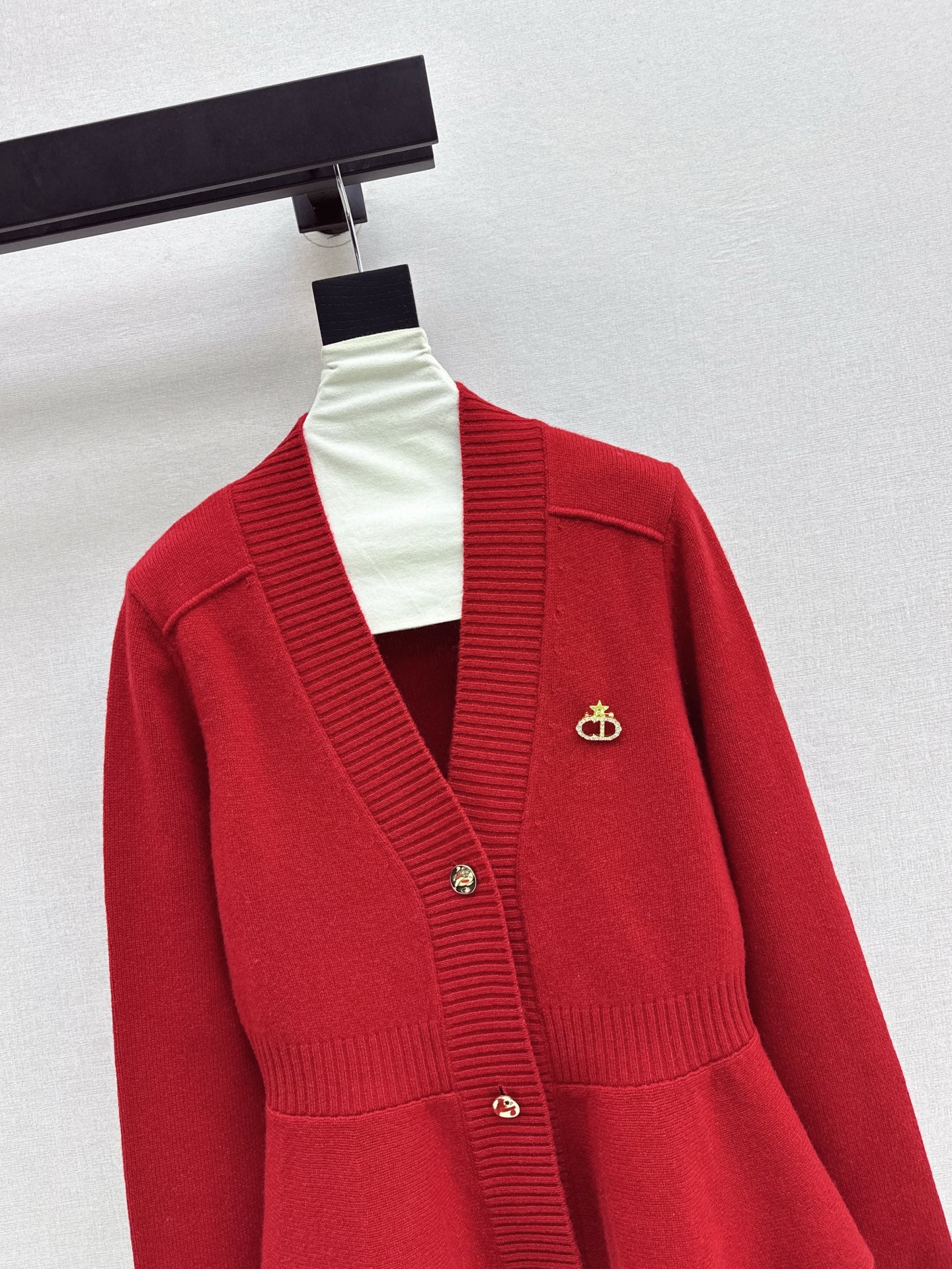 CD NEW V-neck cardigan