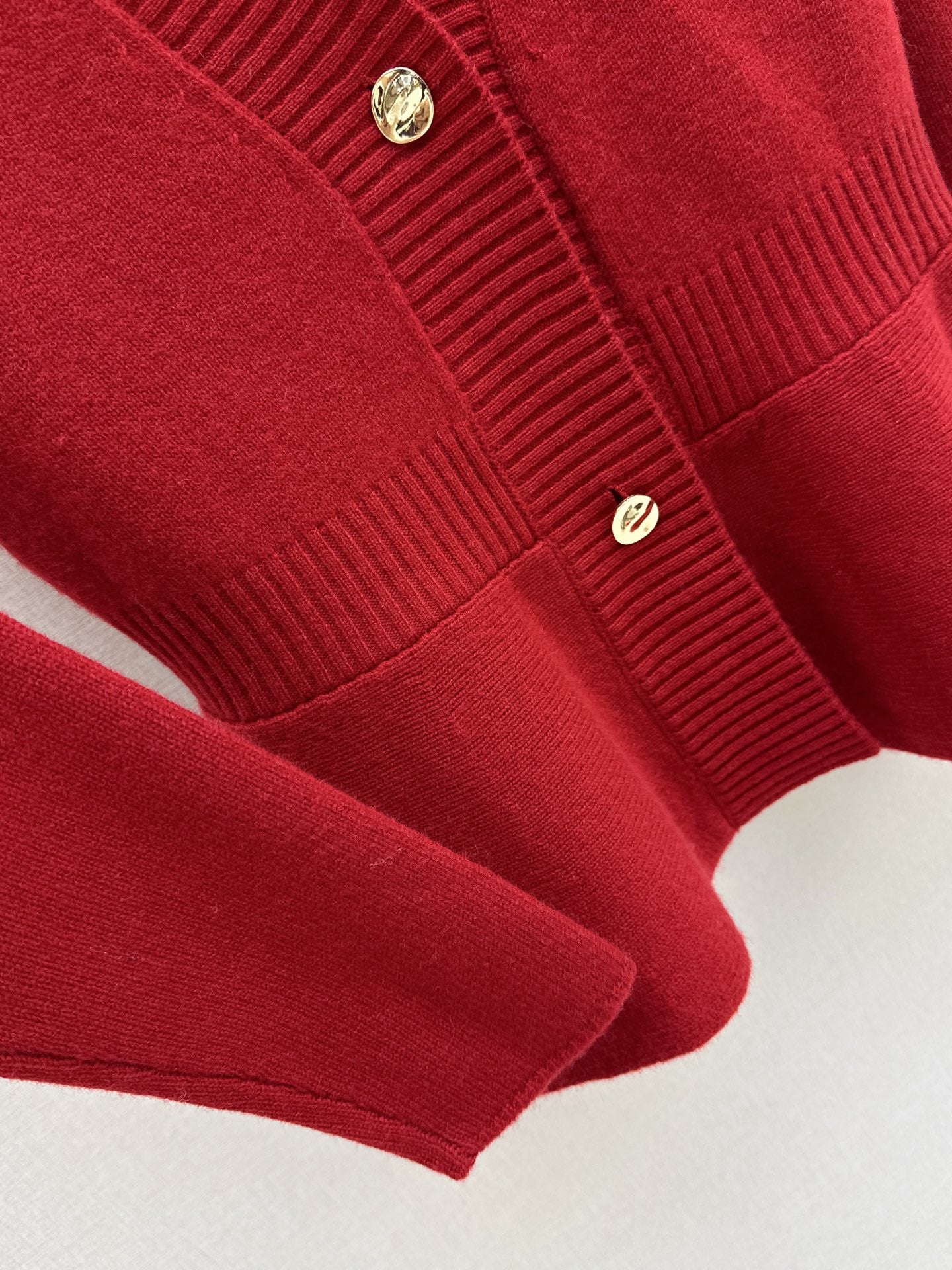 CD NEW V-neck cardigan