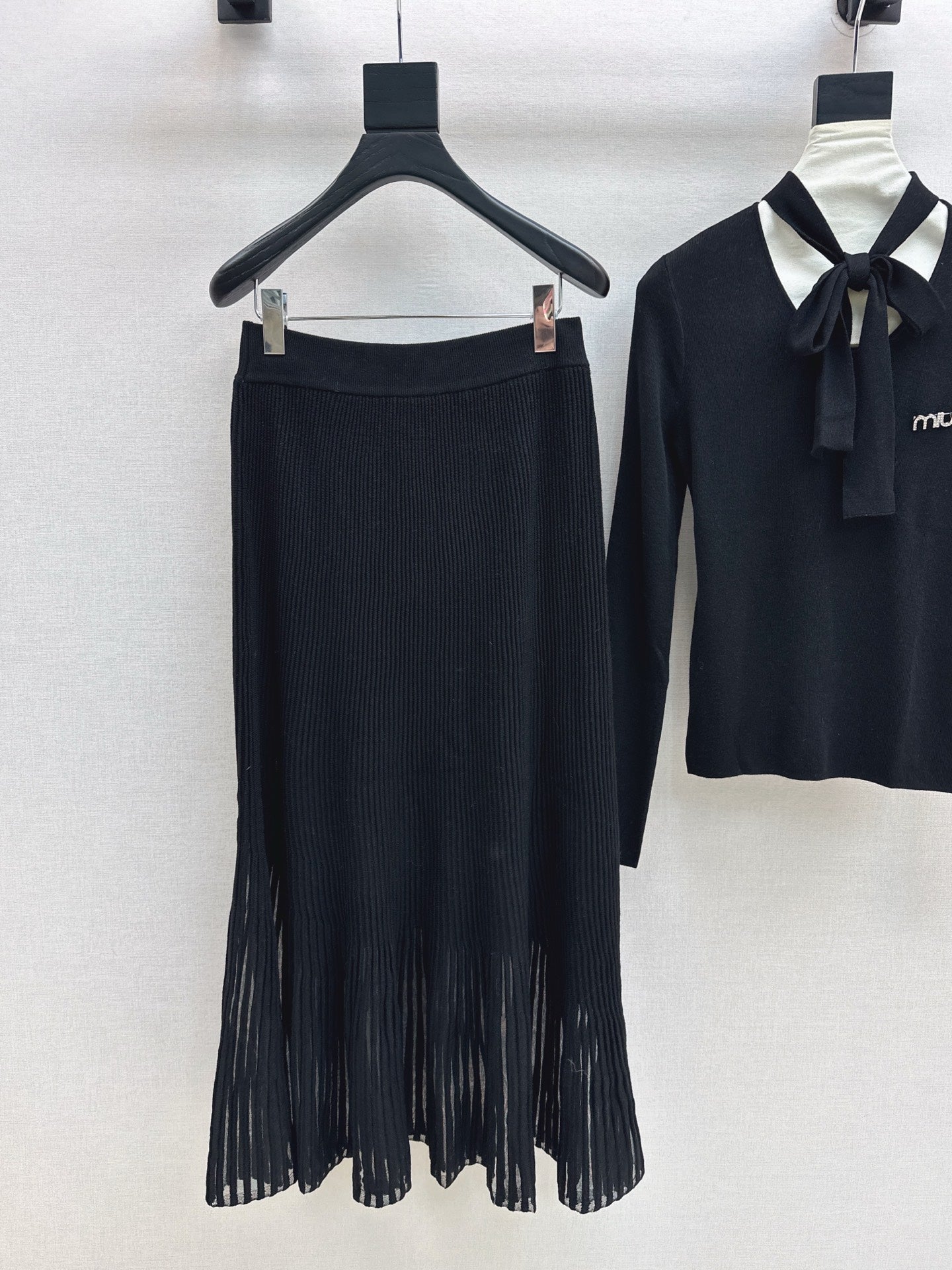 Miu NEW Knitted suit