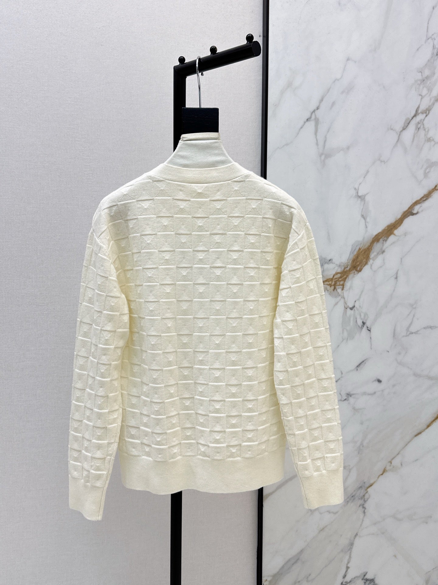 Herm NEW Checked knit cardigan