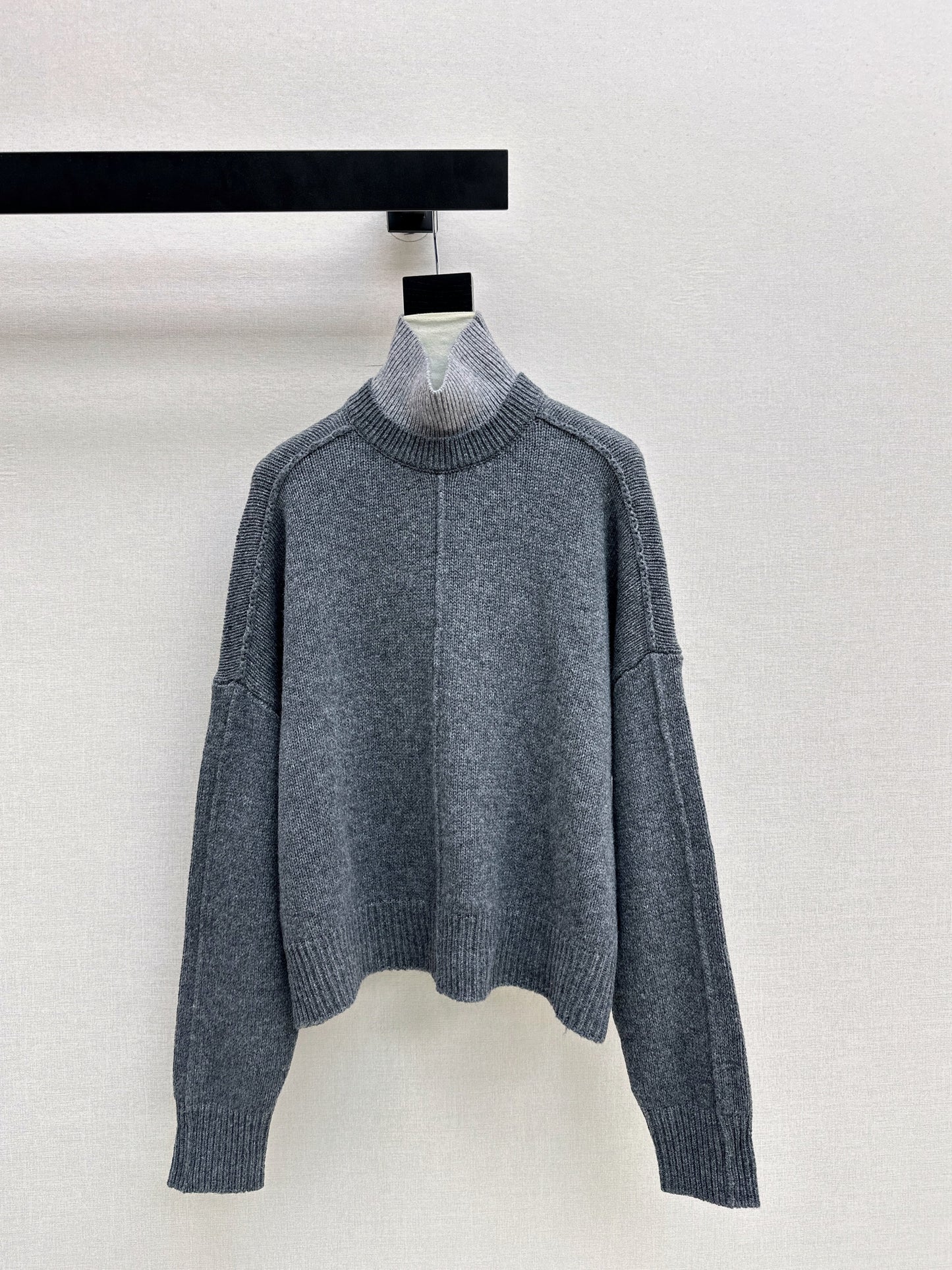 Brun NEW 2in1 contract sweater