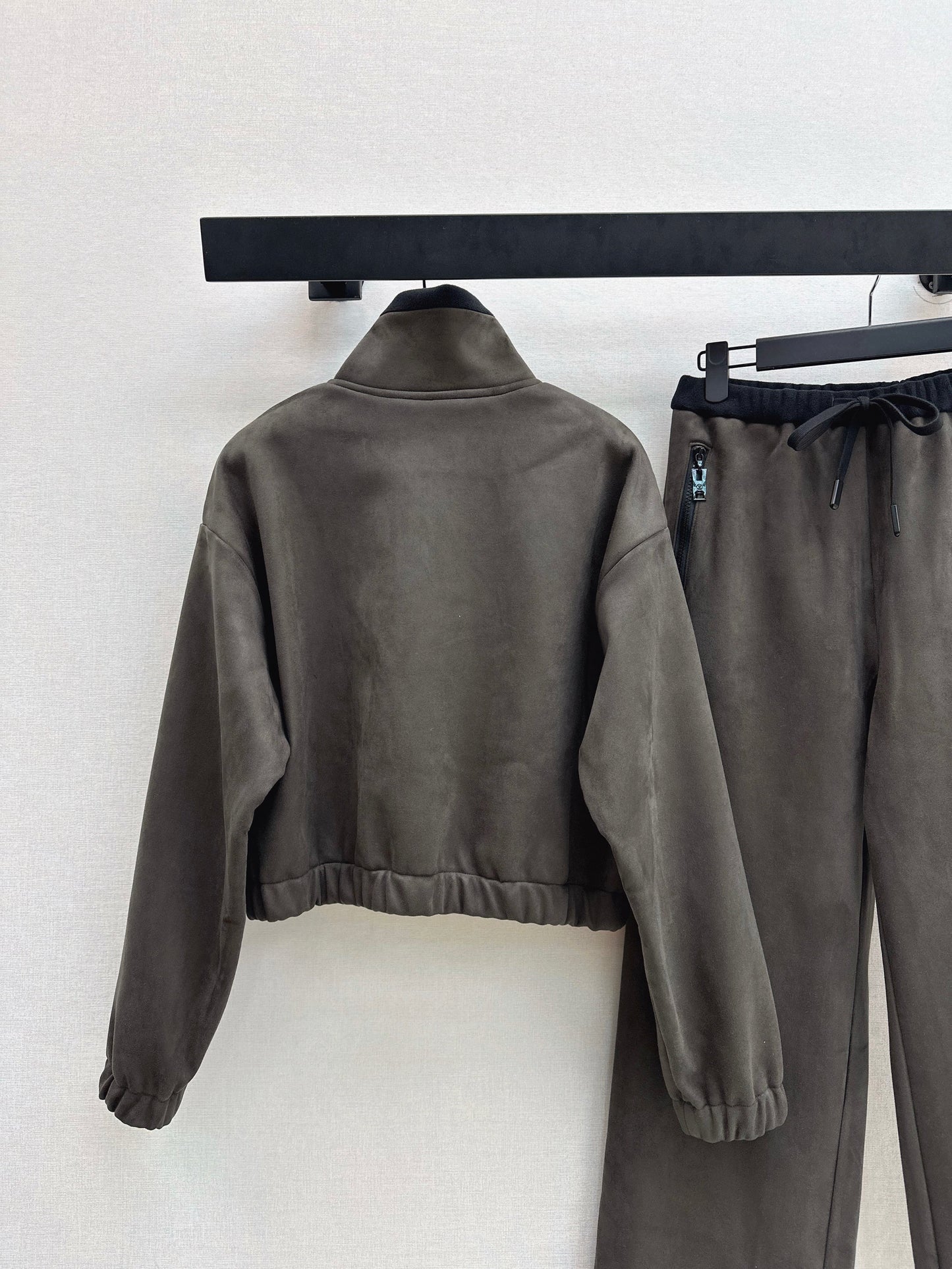 Louis NEW causal sweatsuit