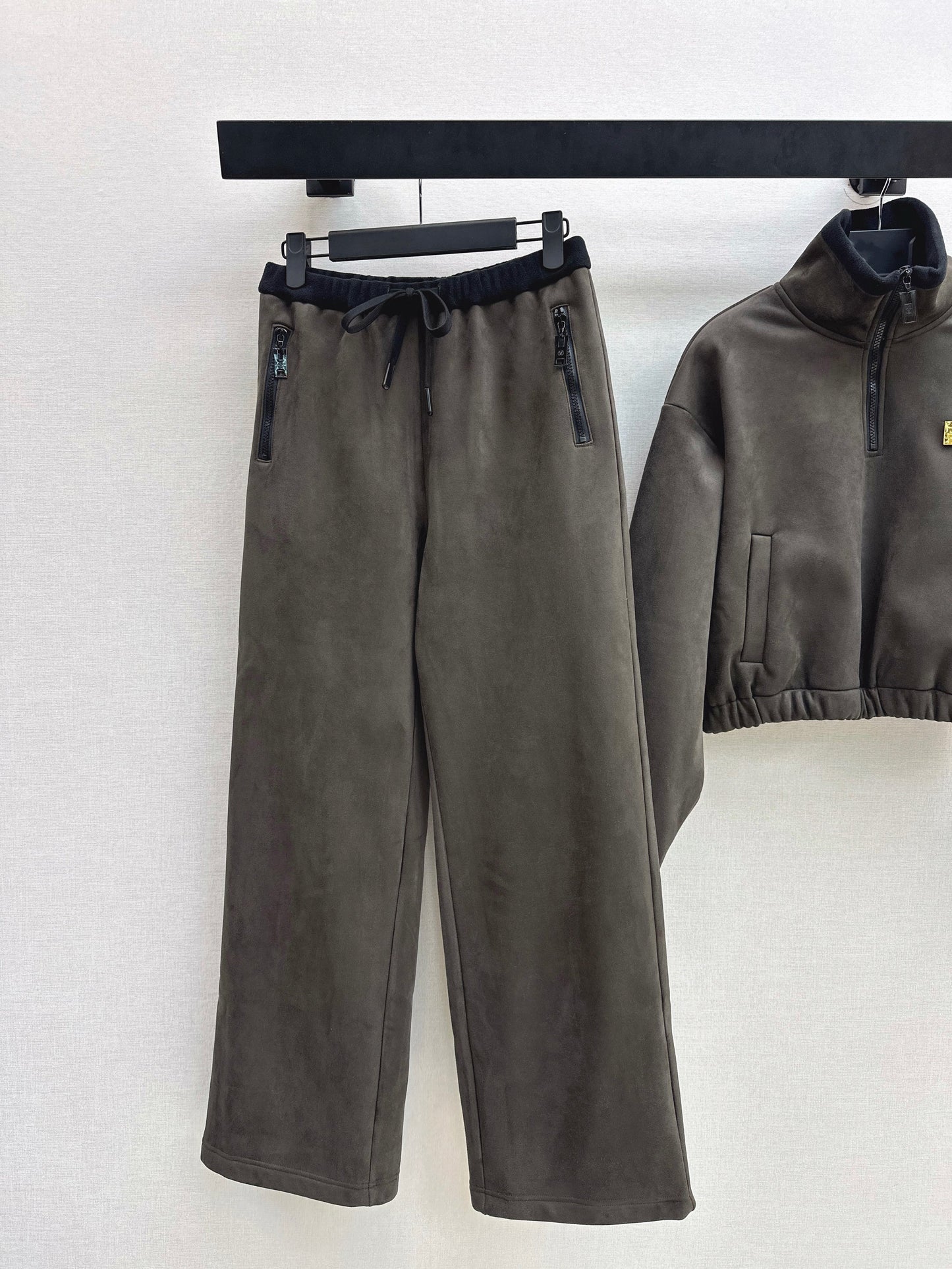 Louis NEW causal sweatsuit