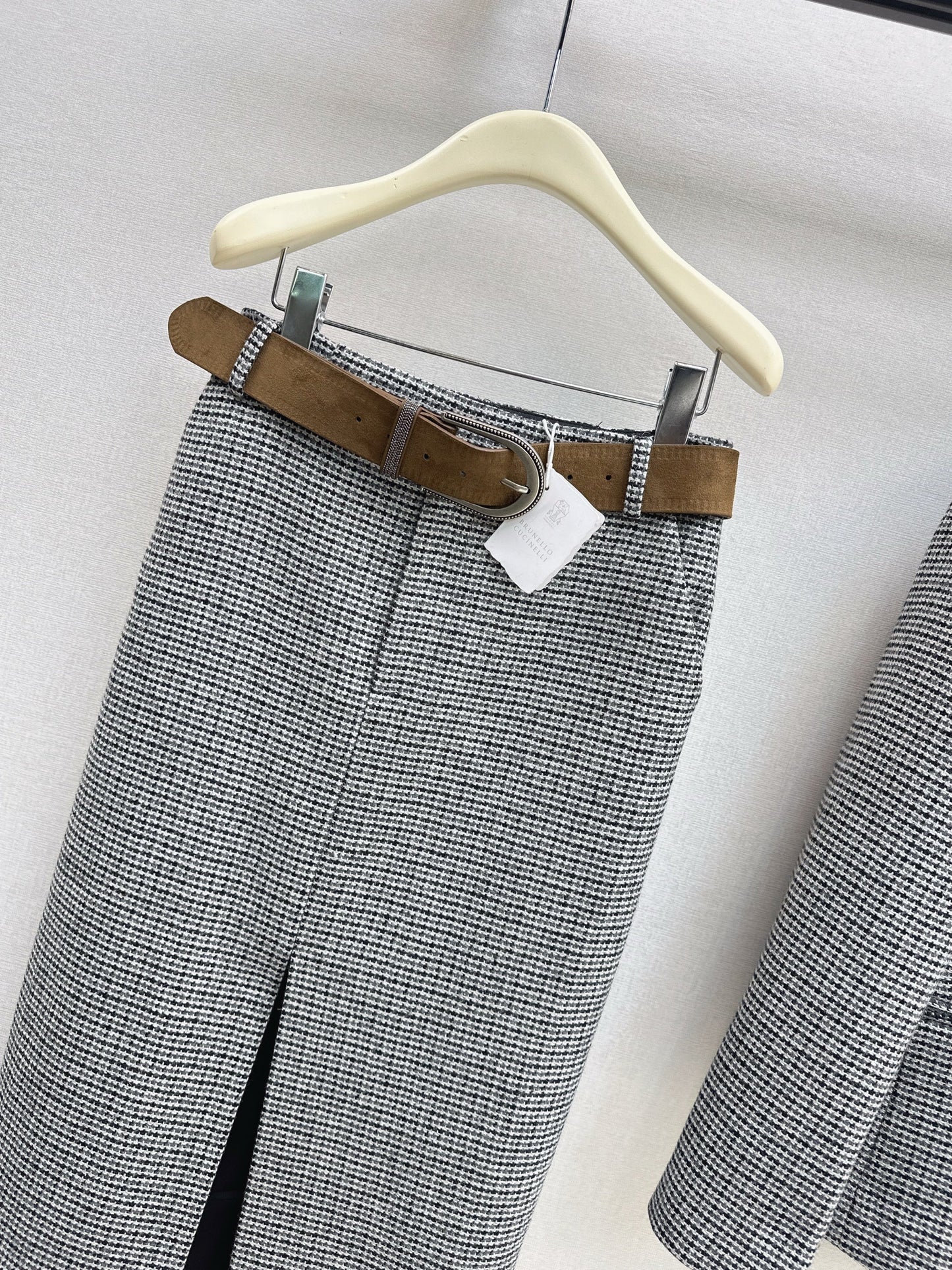 Brun' NEW houndstooth skirts