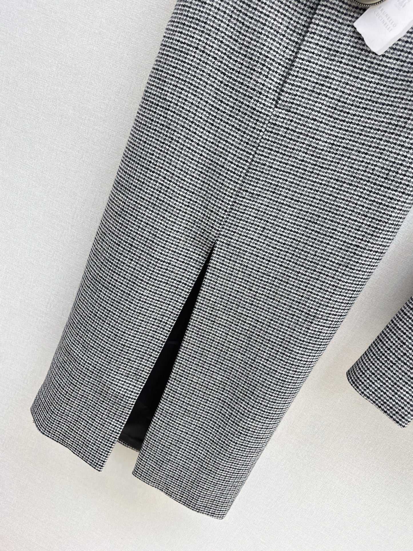 Brun' NEW houndstooth skirts