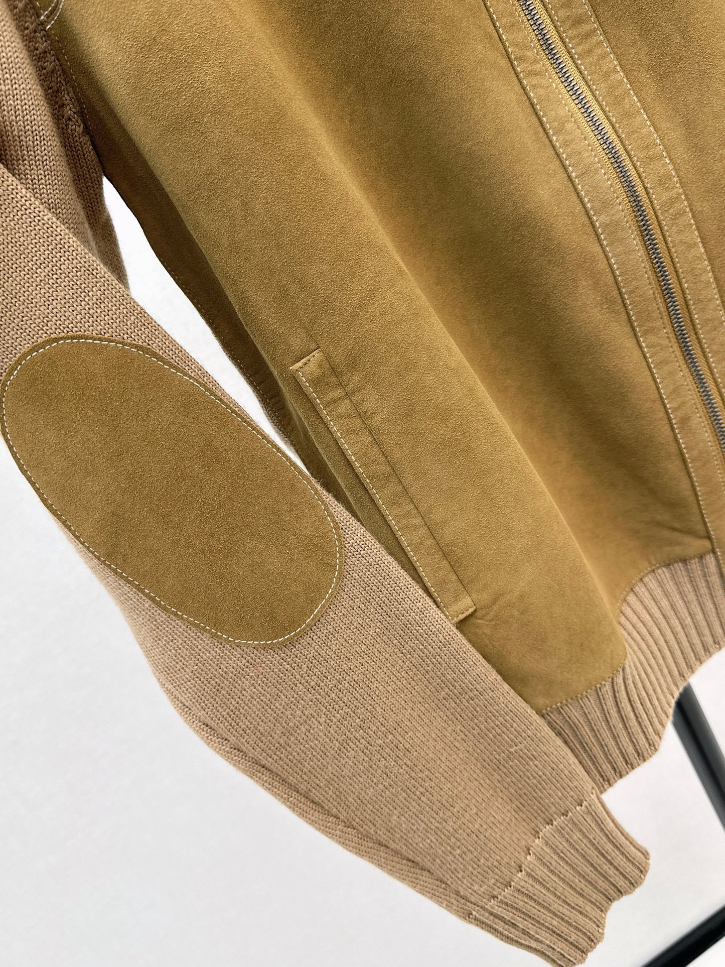 Miu NEW  wool contact sheepskin zipper cardigan