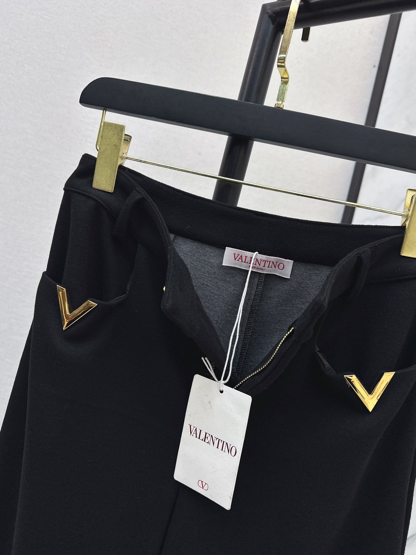 Valen NEW straight-leg pants